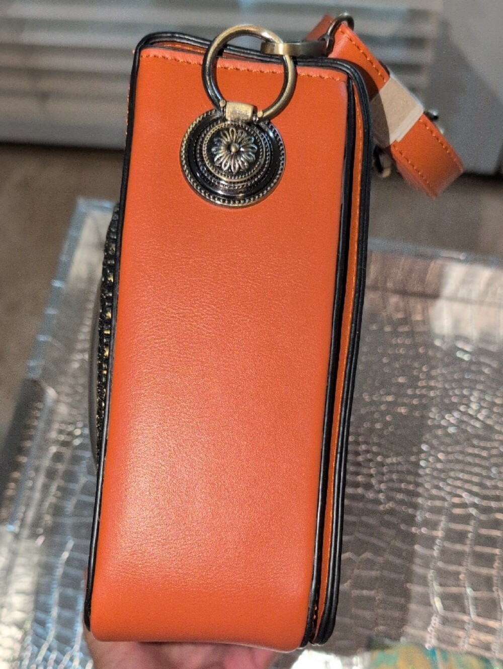 Working Clock Face Rust Crossbody Bag with Removable Strap - New - Picture 13 of 14